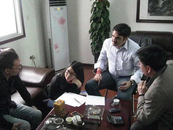 印度客戶(hù)來(lái)廠(chǎng)洽談價(jià)格，包裝，發(fā)貨，供應(yīng)能力